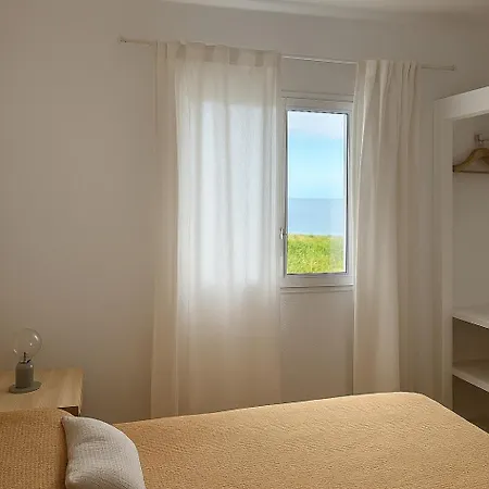 Calma Ii Your Oceanfront Retreat Apartmán *