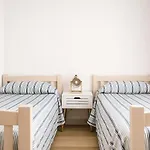 Calma Ii Your Oceanfront Retreat Apartamento *