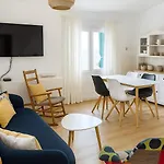 Apartamento Calma Ii Your Oceanfront Retreat *