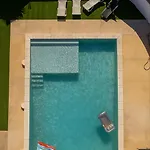 Apartamento Calma Ii Your Oceanfront Retreat