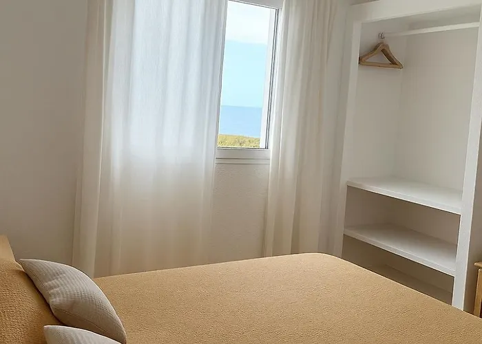 Calma Ii Your Oceanfront Retreat Apartment Cala'N Bosch (Menorca)